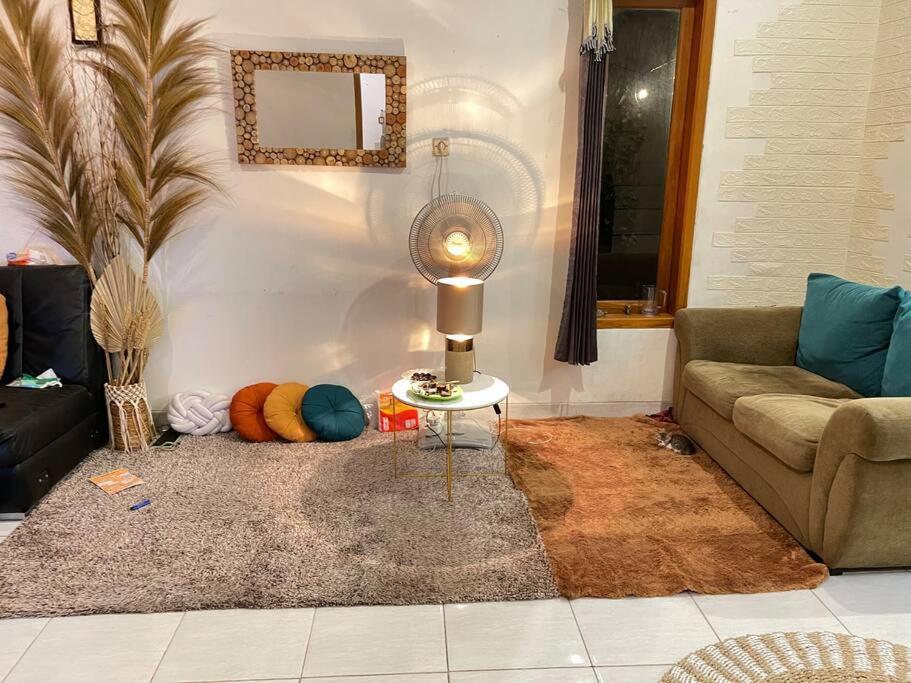 House In Bekasi Timur Villa Ngoại thất bức ảnh