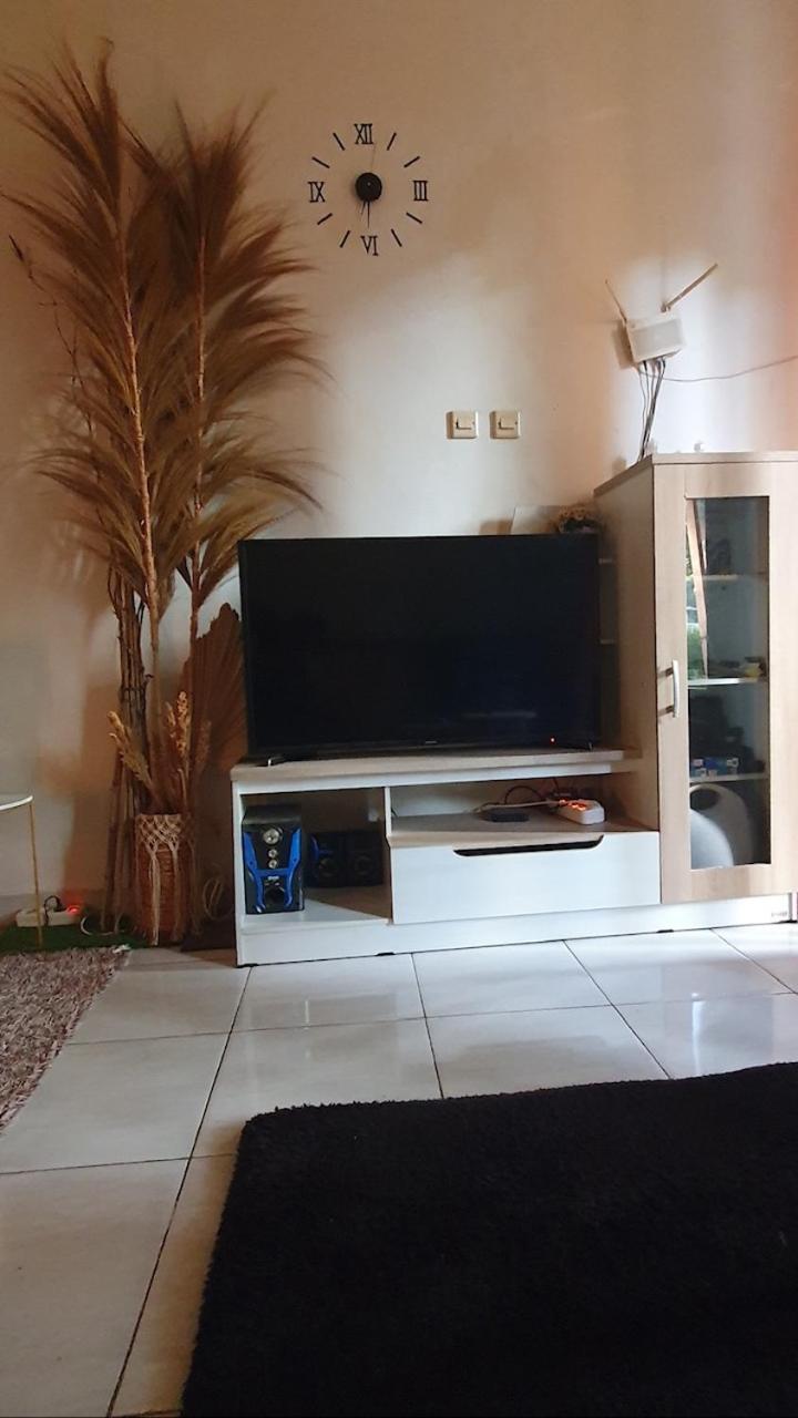 House In Bekasi Timur Villa Ngoại thất bức ảnh